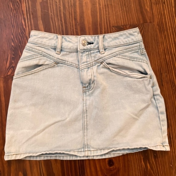 PACSUN Light Wash Denim High Waisted Mini Skirt - Picture 3 of 7